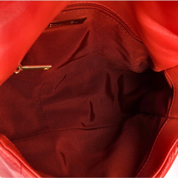 Chanel 19 Flap Bag Quilted Leather Medium - Picture 5 of 6